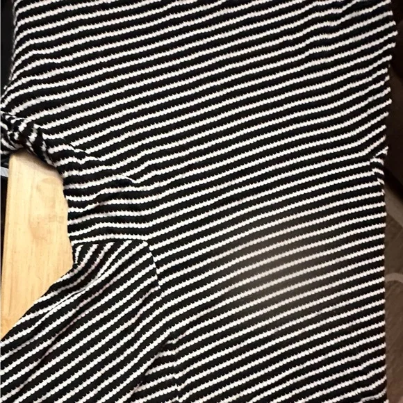 Short sleeve top - Picture 7 of 7